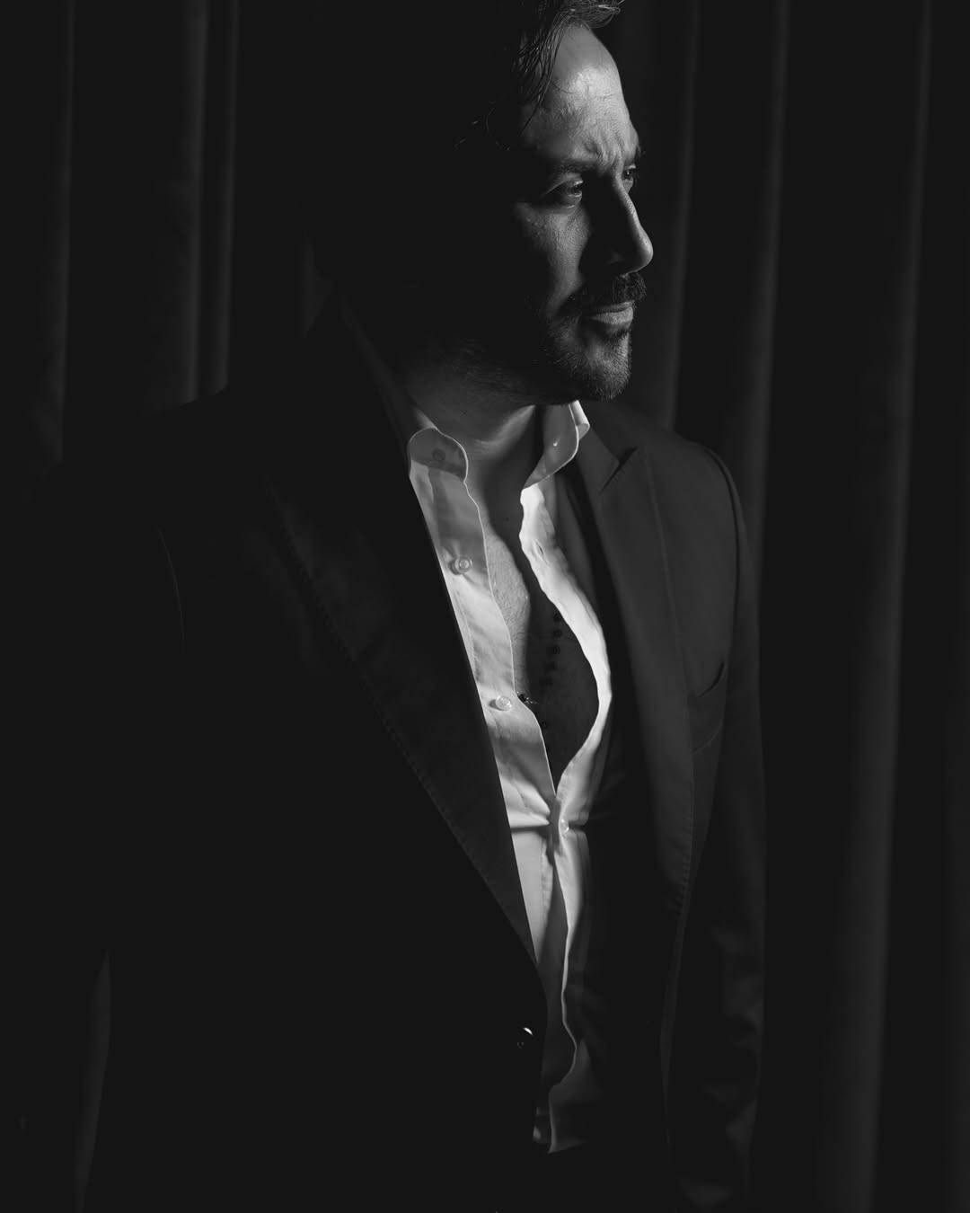 قصي خولي يوثّق طقوس رزان جمال الغريبة في الطيارة (فيديو)