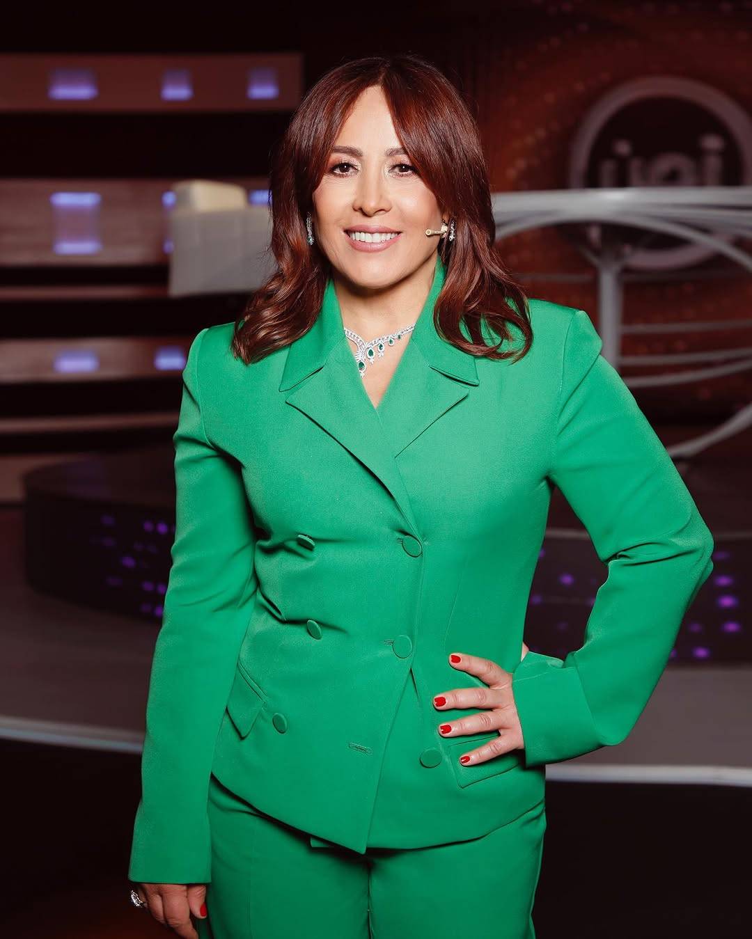 فيديو تعثُّر تقلا شمعون يتصدّر التريند... ما القصّة؟