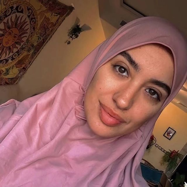 نينا عبد الملك