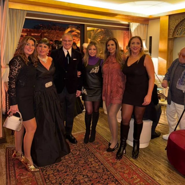 ليلى علوي وسيدات المجتمع مع محمد السعدي في عيد ميلاده