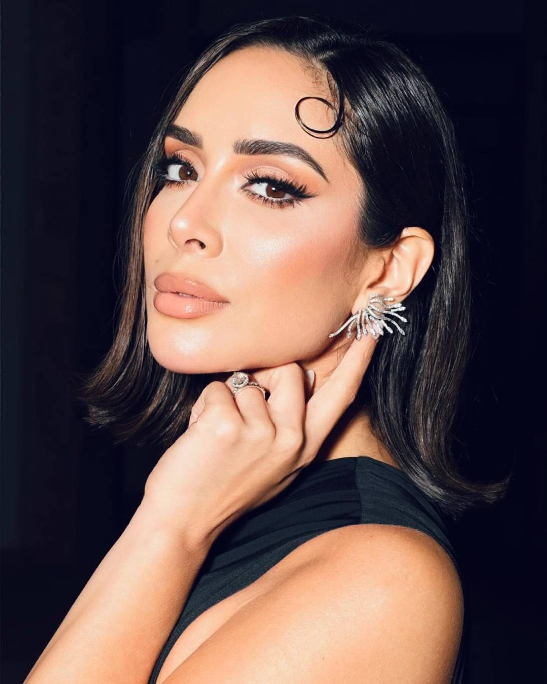 بسنت شوقي تكشف للمرة الأولى شرطها للزواج من محمد فراج