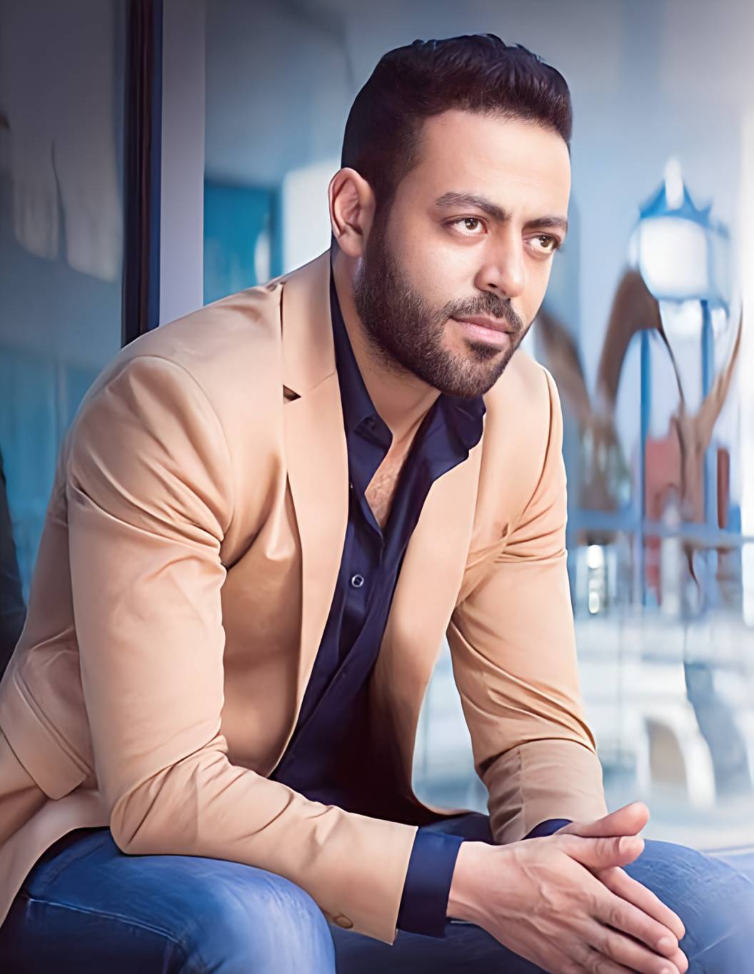 تامر عاشور