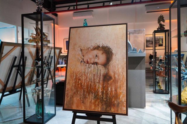 لوحة بتوقيع لينا الحسين