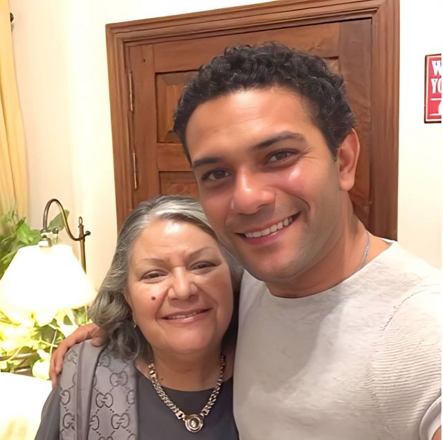 أسر ياسين ووالدته