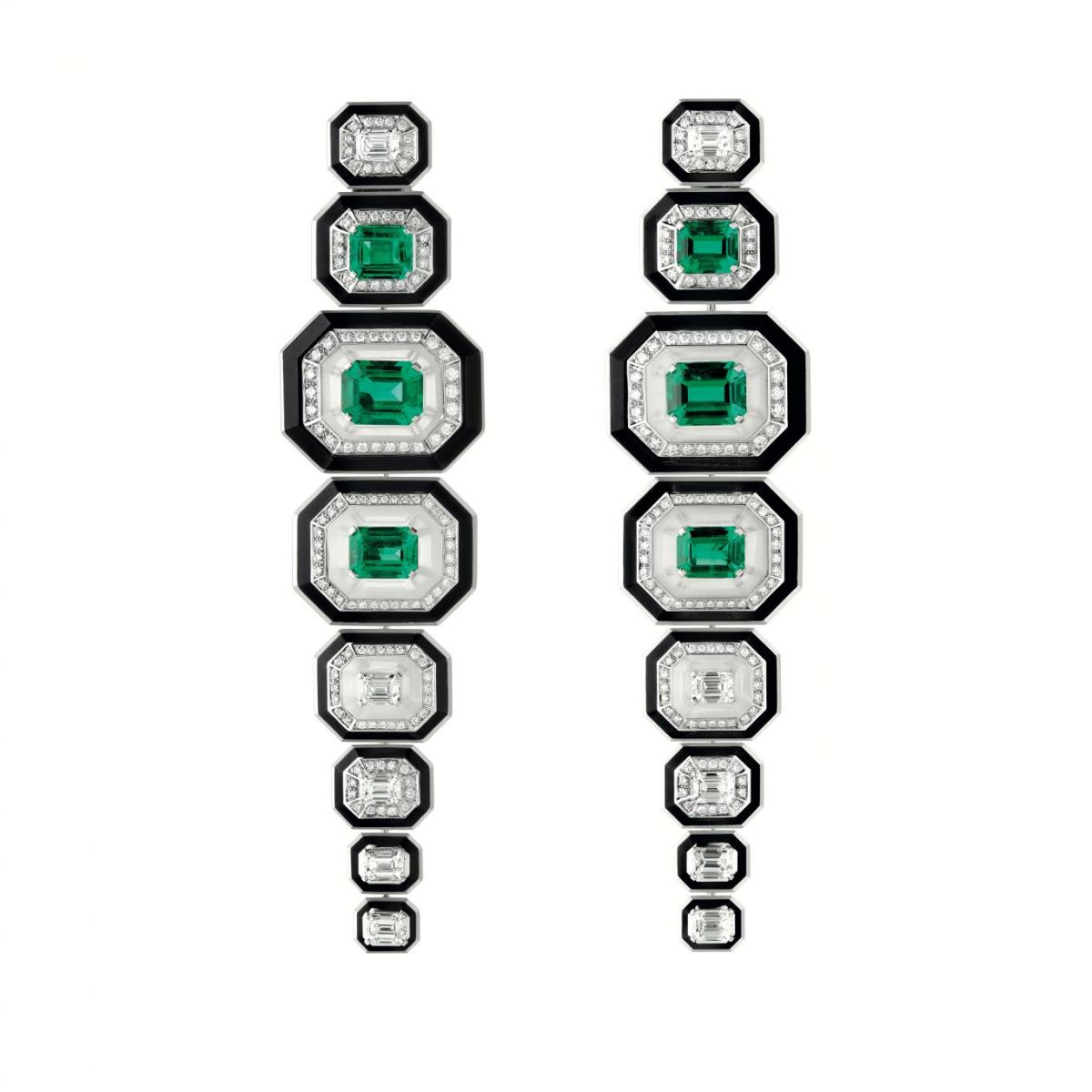 Boucheron - Col Emeraudes earrings Boucheron - Col Emeraudes earrings