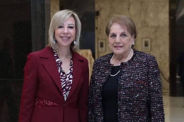 السيدة الأولى نعمت عون مع زوجة الرئيس السابق ميشال عون، السيدة نادية الشامي عون 