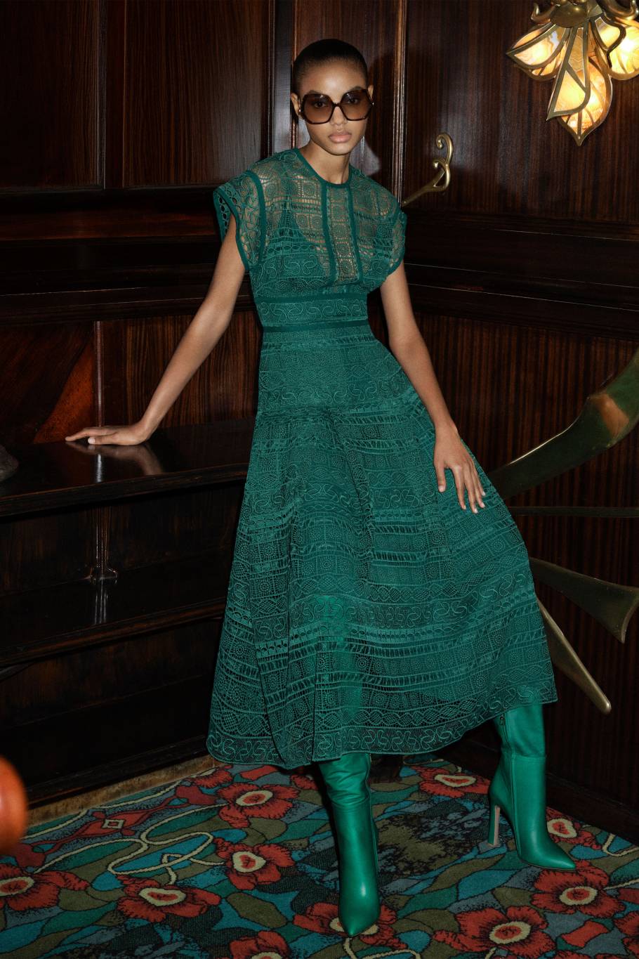 ELIE SAAB PREFALL 2025 ELIE SAAB PREFALL 2025