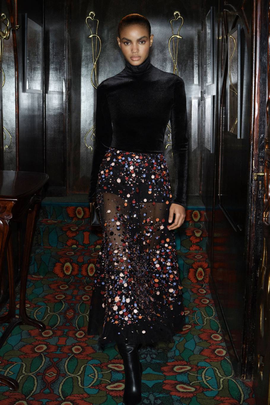 ELIE SAAB PREFALL 2025 ELIE SAAB PREFALL 2025
