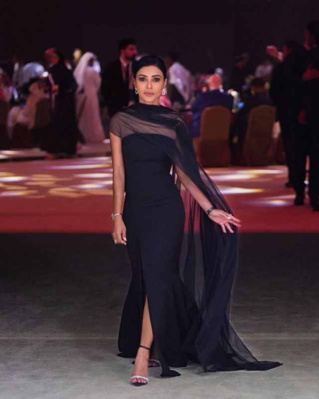 مهيرة عبد العزيز