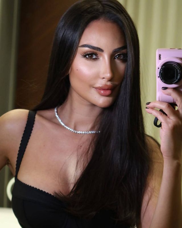 نور الغندور 