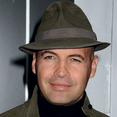 Hit & Miss القبّعة على السجادة الحمراء... 