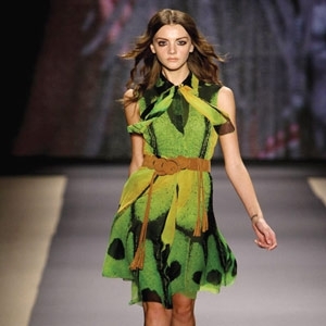 المرأة عند VIVIENNE TAM