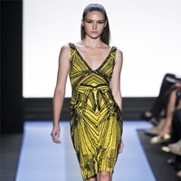 MONIQUE LHUILLIER رياضيّة...