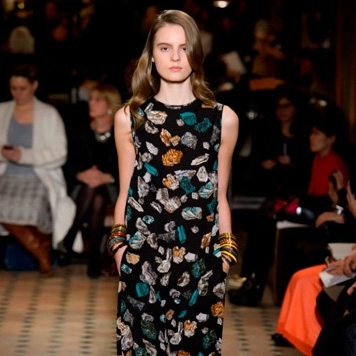 عرض أزياء Hermes للأزياء الجاهزة لخريف وشتاء 2013-2014