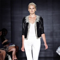 REEM ACRA أنيقة دون تكلّف!