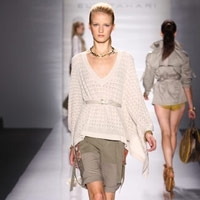 Elie Tahari 'ذكيّة وجذّابة'، هكذا يريدك...