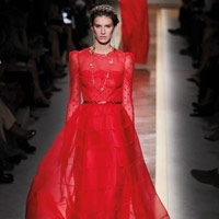 دار Valentino... تفاصيل مرهفة