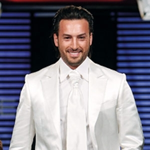 ملابس المصمم نمر سعادة