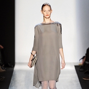 في مجموعة Max Azria