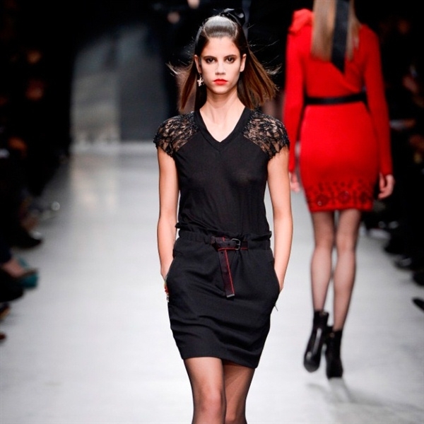 مجموعة Alexis Mabille للأزياء الجاهزة لخريف وشتاء 2013-2014