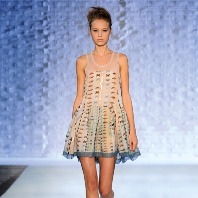 المصمّمة ألبرتا فيريتي تقدّم مجموعة PHILOSOPHY 