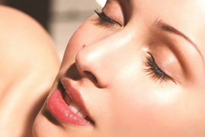 أسوأ <strong>5</strong> أعداء للبشرة