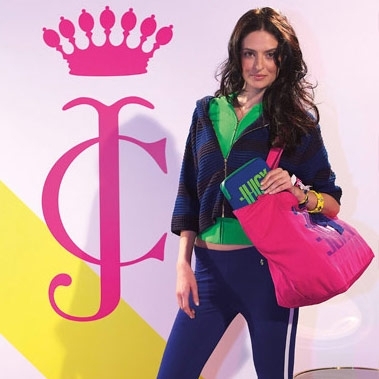 ملابس رياضية...