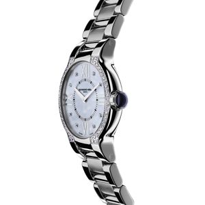 ساعة نويميا Noemia