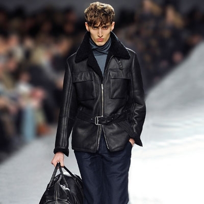 هيرمس Hermès تطلق مجموعتها الجديدة من ملابس الرجال...