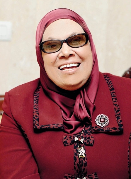 الدكتورة آمنة نصير