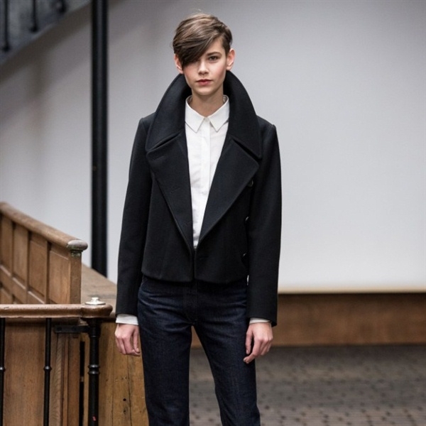 مجموعة Christophe Lemaire للأزياء الجاهزة لخريف وشتاء 2013-2014