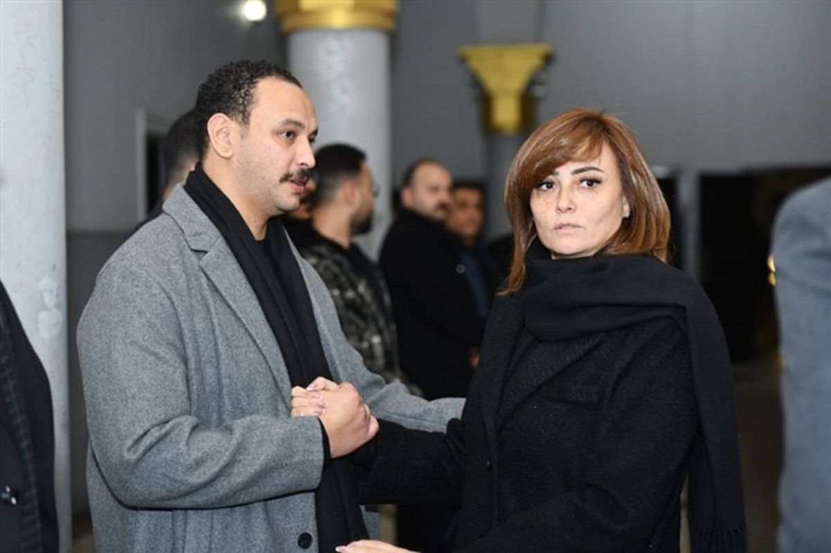 نجوم الفن في عزاء والدة أحمد فهيم (صور)