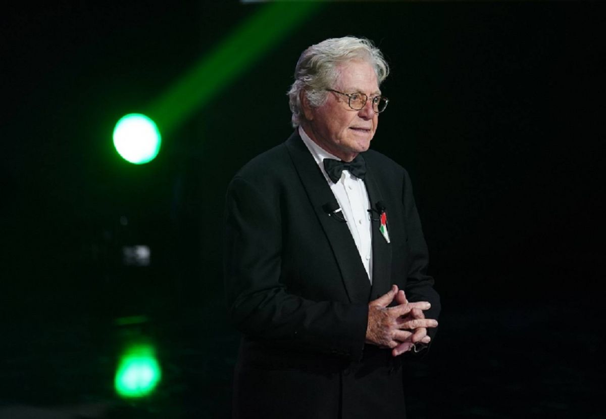 حسين فهمي يكشف عن المهنة الغريبة التي يتمنى العمل بها