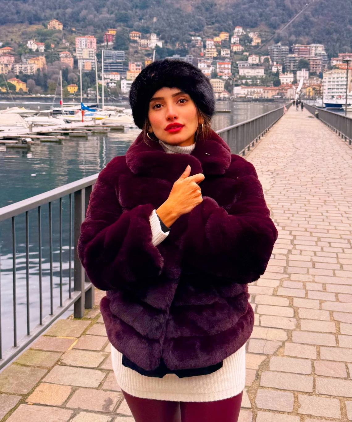 زينة تقلّد أنغام في برومو 