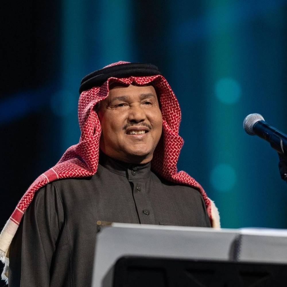 محمد عبده يحسم جدل اعتزاله بفيديو عفوي