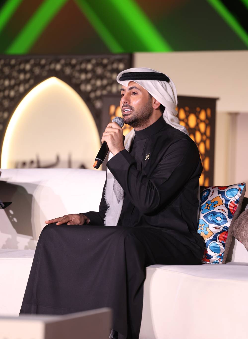 فؤاد عبدالواحد يُشعل جلسات 