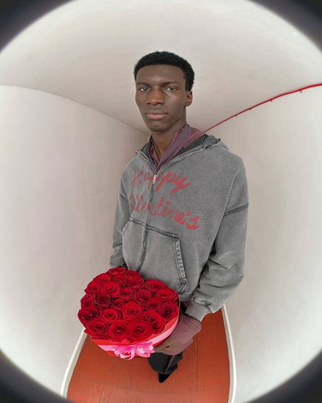 BALENCIAGA VALENTINE'S SERIES 