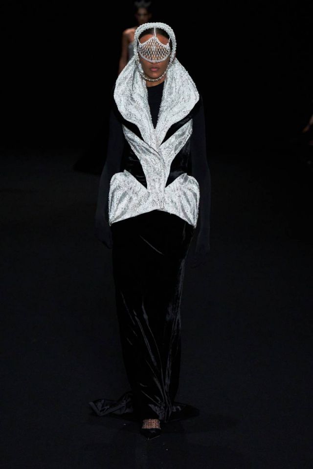 غوراف كوبتا هوت كوتور ربيع وصيف 2025