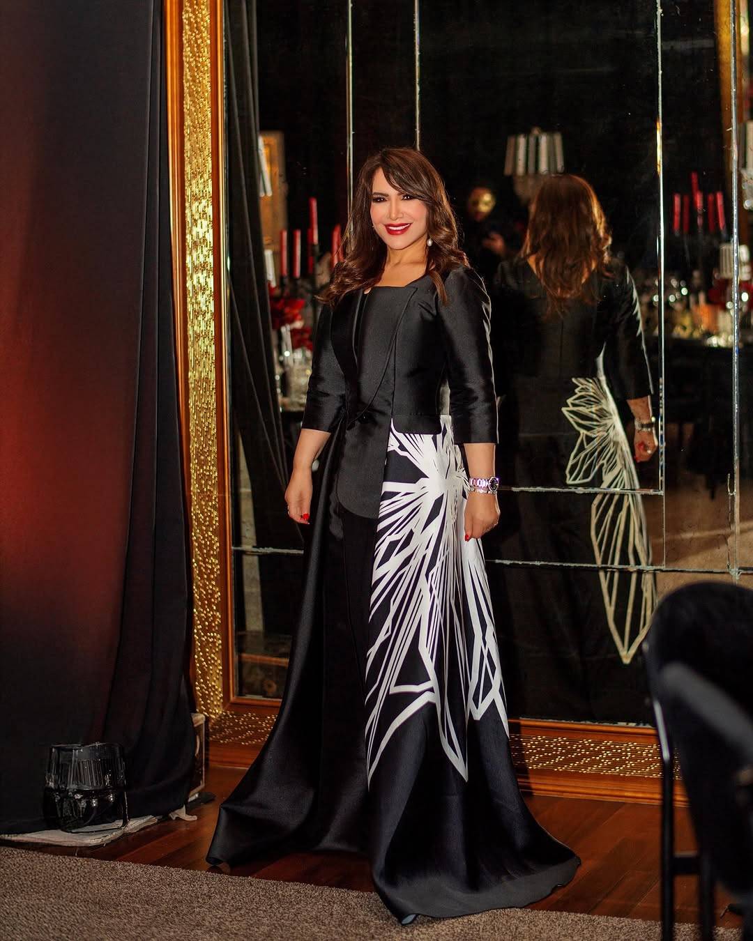 هدى حسين وأسلوبها المحتشم: أناقة لم تتأثر بأزمة الجنسية