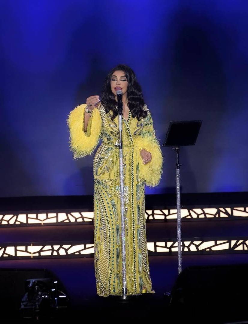 أحلام بالقفاطين الملوّنة... إطلالات مُلهمة لأمسيات رمضان