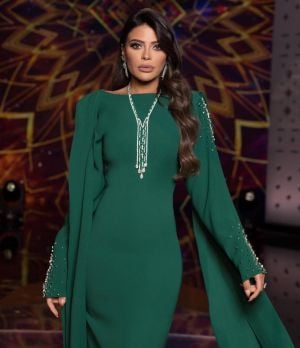 العنود بدر بـ"لوك" أنيق وجريء من الجلد الأسود