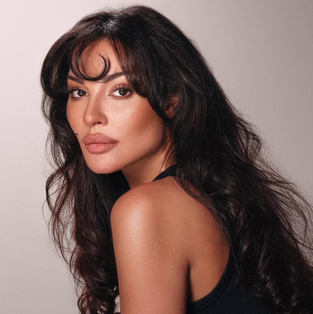 فيديو عفوي لطفلي نادين نسيب نجيم يحدث ضجة