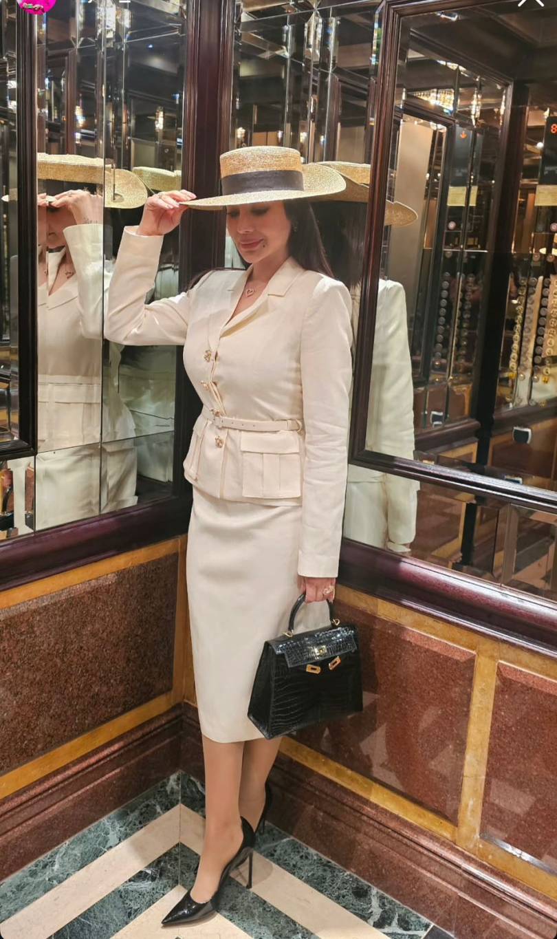 أسلوب متناقض في إطلالة لجين عمران: لمسة غير متوقعة