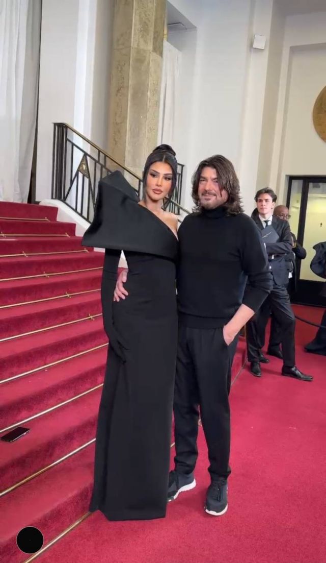 أميمة طالب بأسلوب ملوكي في عرض 