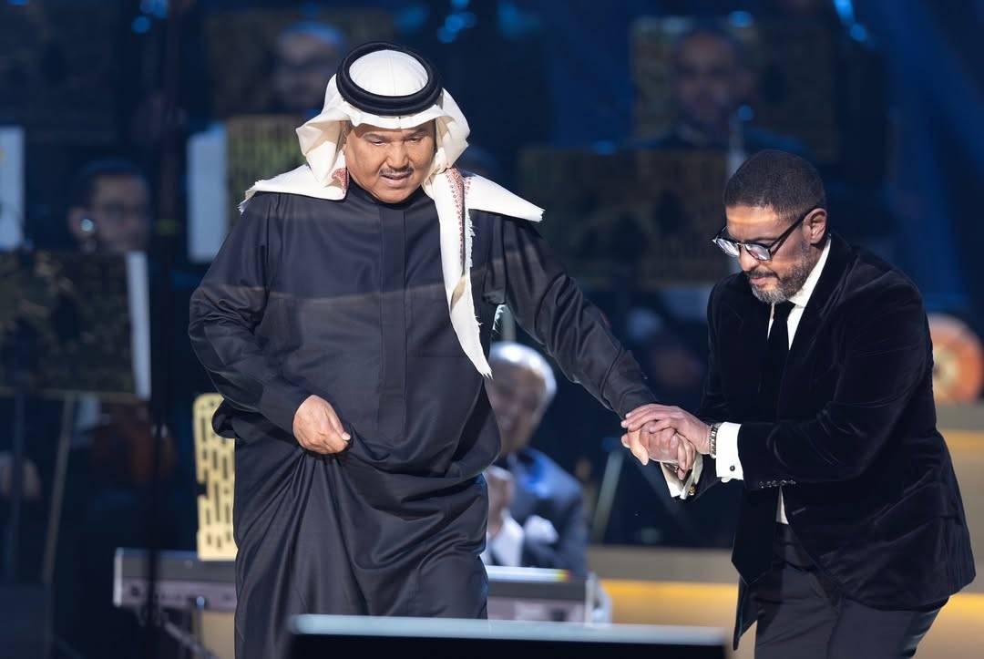 بعد غيابه بسبب المرض.. محمد عبده يعود بقوة وديو مع وائل كفوري