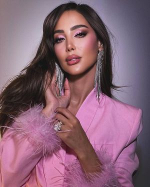 بسمة بوسيل غاضبة وتضع حداً لمنتقديها