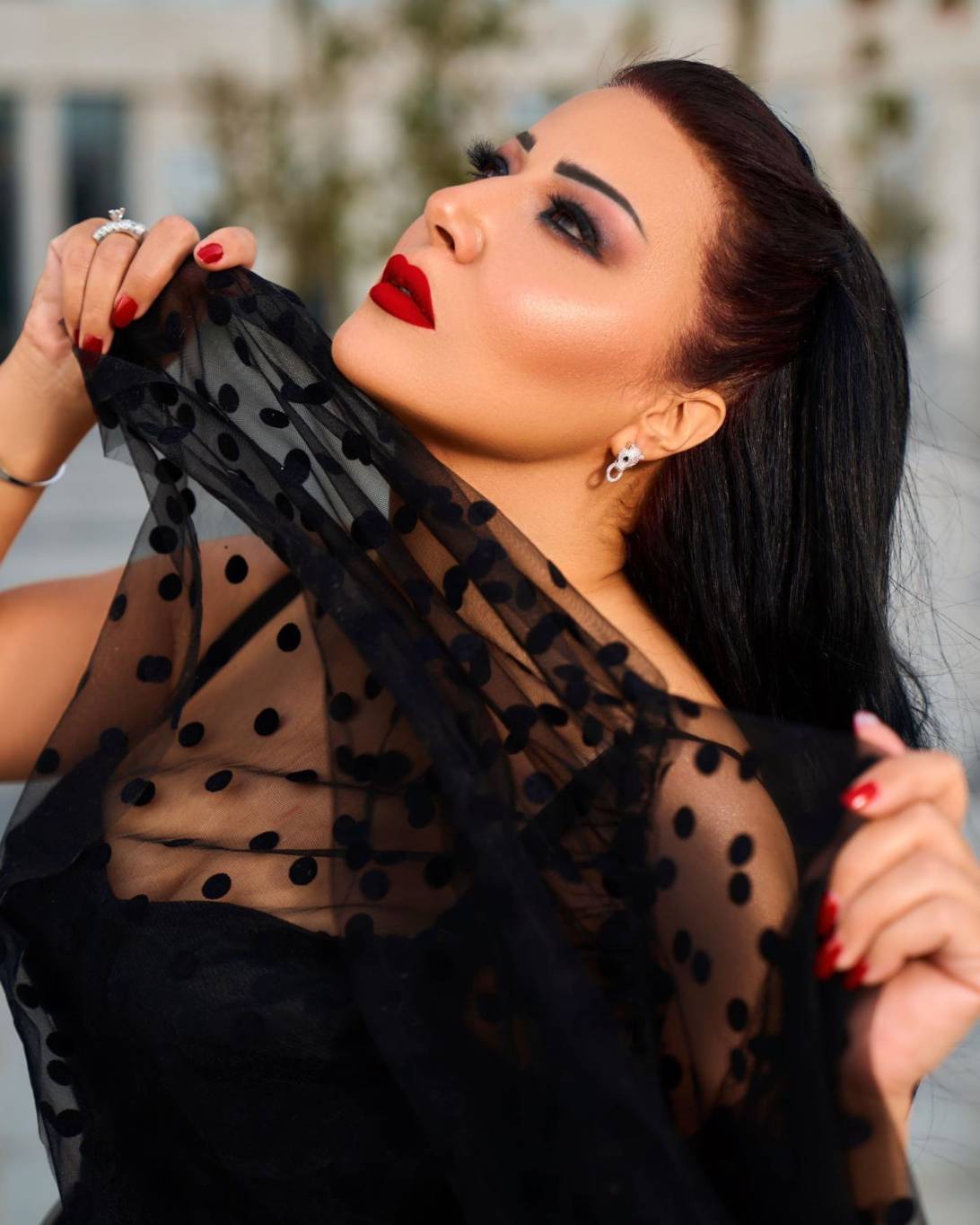 سمية الخشاب تكشف علاقتها بريم البارودي (فيديو)