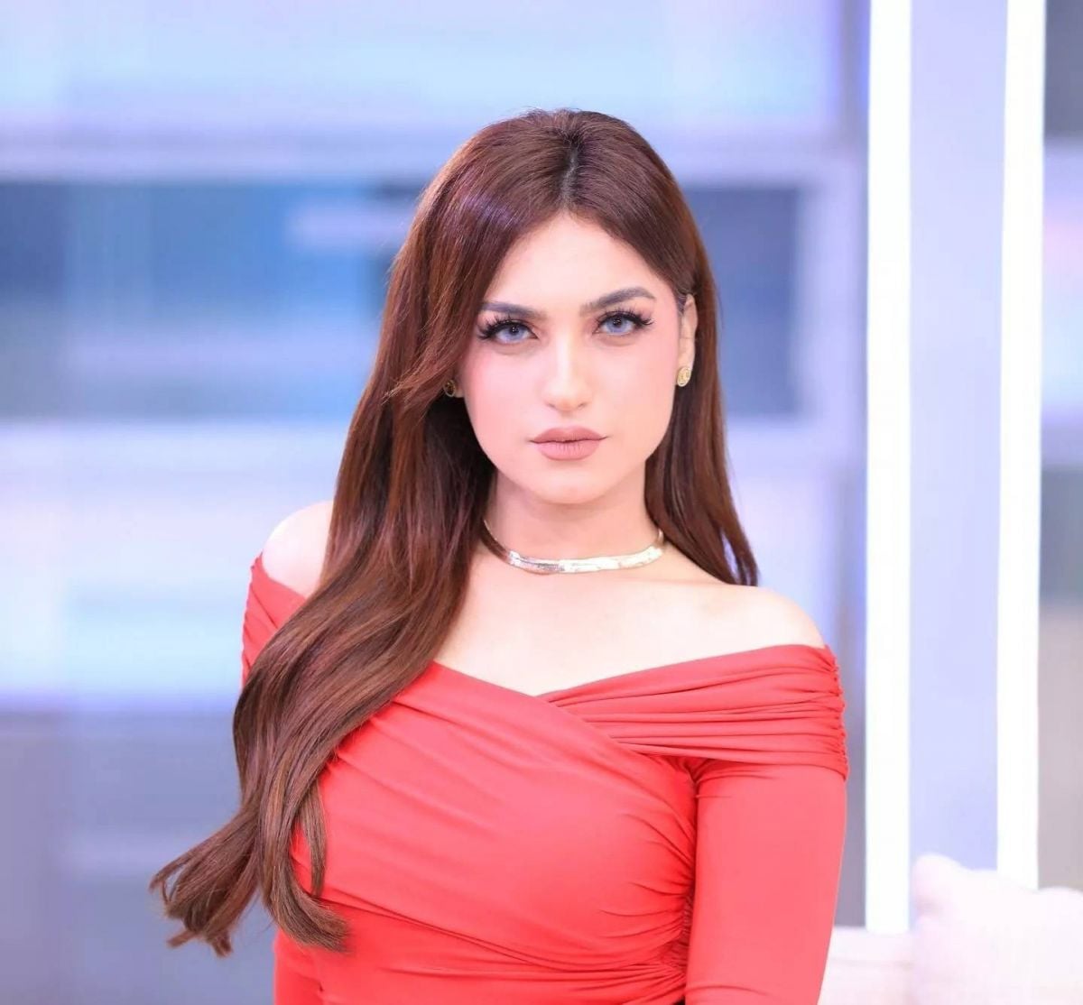 ياسمين عز بطلب غريب من الأزواج في عيد الحب (فيديو)