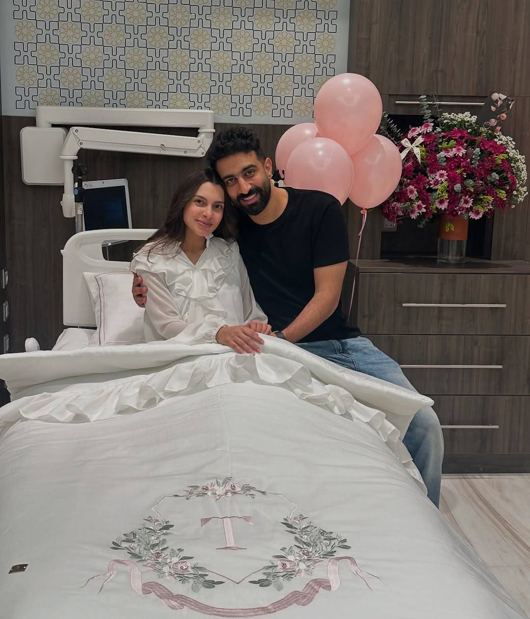 بعد ولادتها... كارمن سليمان تفاجئ الجميع بفيديو لجنس المولود