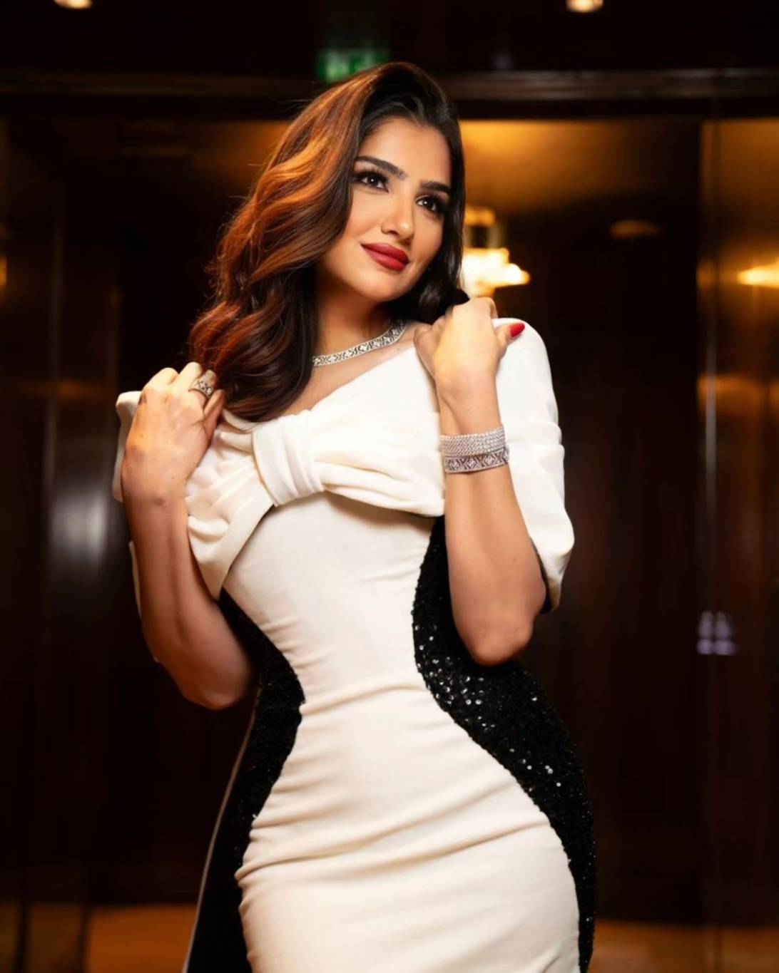 مي عمر توجّه رسالة إلى فريدة سيف النصر